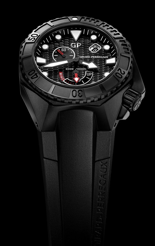 This black copy watch is a great diving timepiece.